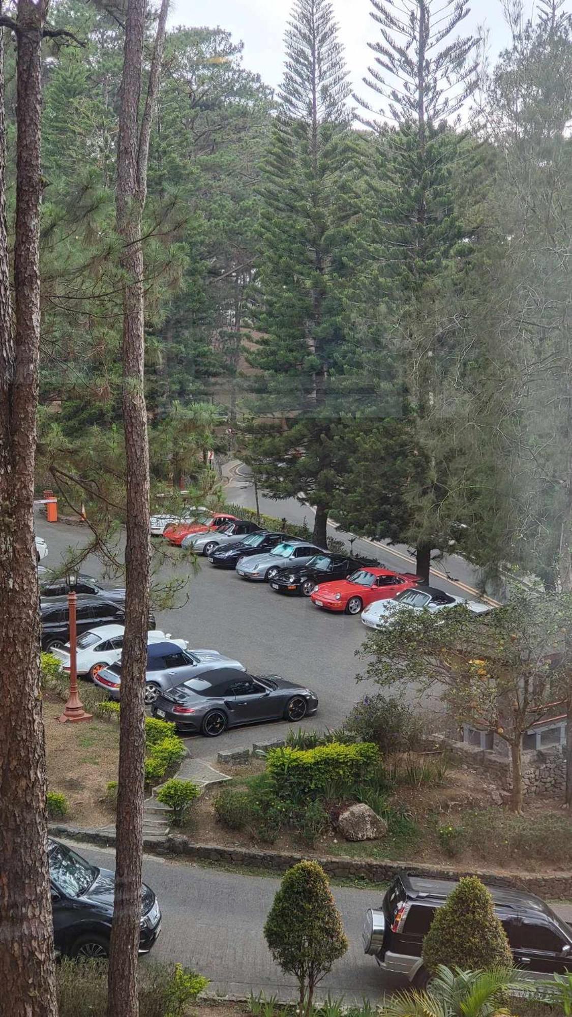 Charming Garden View,Privately Owned Deluxe Room At The Manor By Mist And Pine Baguio City Exterior photo